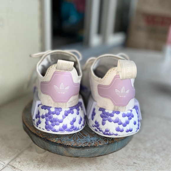 🦄ADIDAS🦄-Originals Women's NMD_R1 shoes- Purple Dots- size 8 womens - Picture 10 of 13